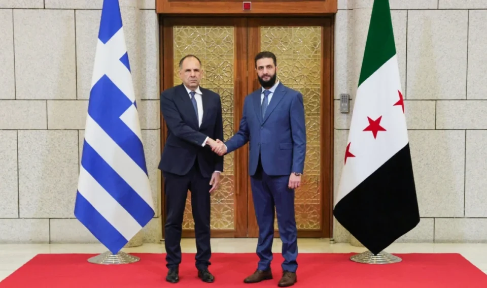 ΥΠΕΞ: Ο Γιώργος Γεραπετρίτης συναντήθηκε με τον Αλ Τζολάνι