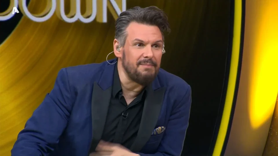 Ο Πάνος Κιάμος αλλάζει καριέρα και γίνεται χαμός στο Tik Tok