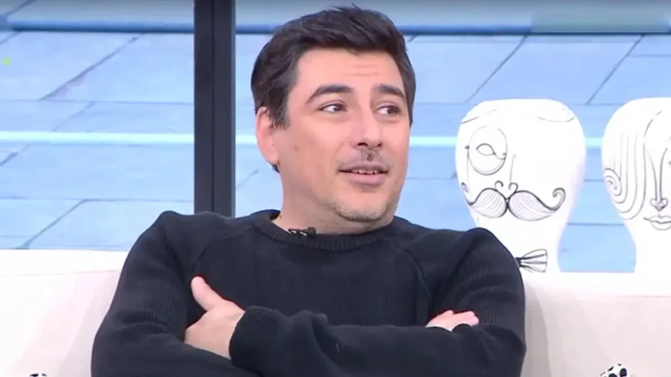 Βασίλης Μαυρογεωργίου: "Τα παιδιά είναι σαν υλικά τρυφερότητας που μαλακώνουν την ψυχή σου"