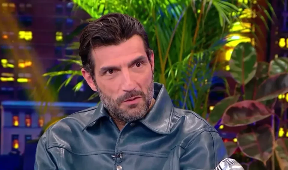 Νίκος Κουρής: "Δεν μπορείς να βρωμίσεις το συναίσθημα κάποιου γιατί έτυχε να ερωτευτεί άλλον"