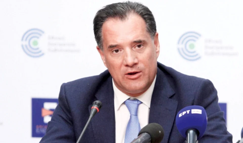 Άδωνις Γεωργιάδης: Το σχόλιο για τις παραπλανητικές φωτογραφίες που "κλαίει" - "Εδώ εξυφαίνεται συστηματικά ένα σχέδιο αποσταθεροποίησης της χώρας"