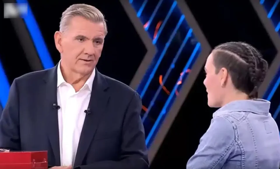 Deal: Σάστισε ο Γιώργος Θαναηλάκης με το πρόβλημα υγείας της παίκτριας