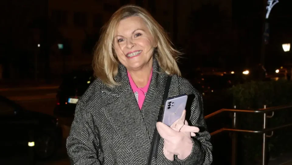 Άννα Χατζησοφιά: "Πιθανόν οι Μεν και Δεν να μπορούσαν να ξαναγίνουν με άλλους ηθοποιούς"