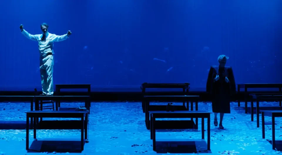 "Τα πήρες όλα κι έφυγες-Η ζωή του Στράτου Διονυσίου": Παράταση παραστάσεων