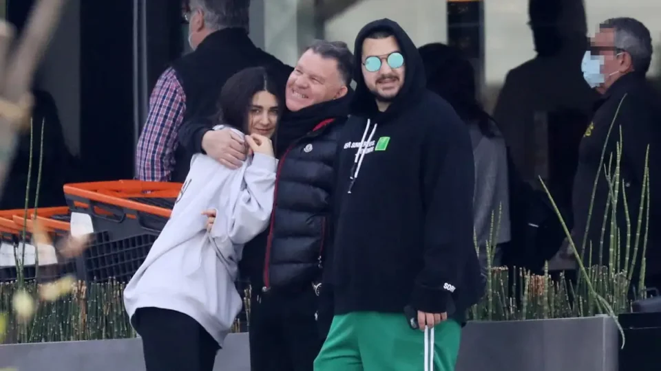 Αλέξης Κούγιας: Έξαλλος ο γιος του με τον Γρηγόρη Βαλλιανάτο