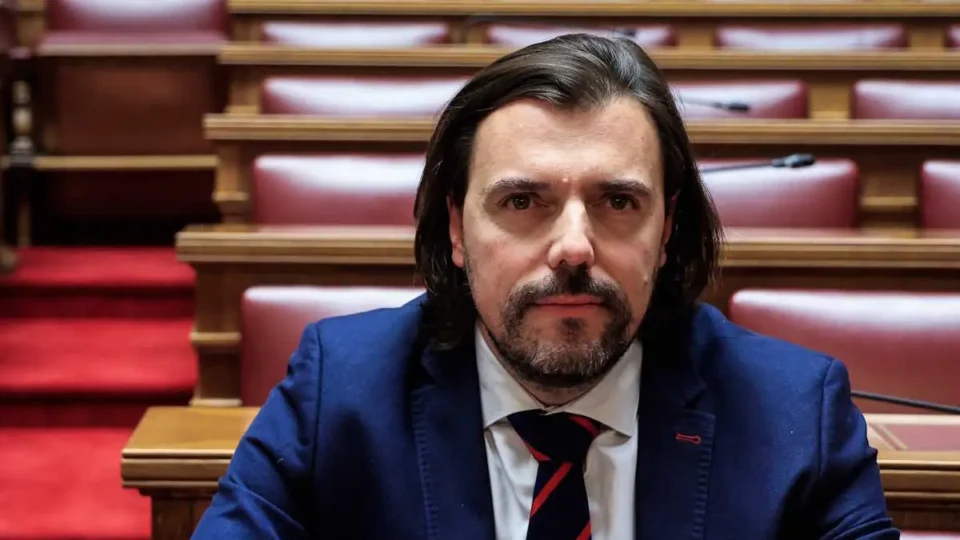 Ο Πέτρος Παππάς προσχωρεί στο ΠΑΣΟΚ: Συναντάται με τον Νίκο Ανδρουλάκη