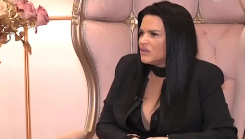 Η Δήμητρα Κατσαφάδου ξεκαθαρίζει: "Δεν κερδίζω τίποτα όταν δίνω πέντε προϊόντα στους καρκινοπαθείς"