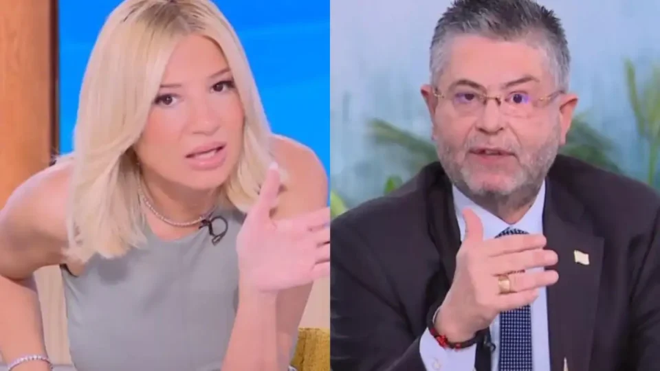 Φαίη Σκορδά σε Παύλο Σαράκη: "Γιατί δεν με κοιτάτε;"