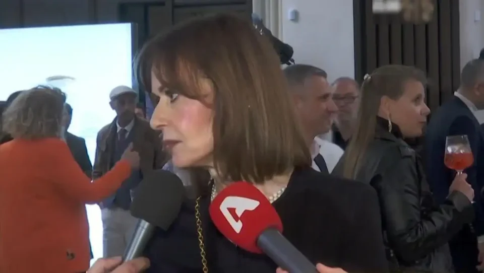Κάτια Δανδουλάκη για Δήμητρα Κατσαφάδου: "Τα χρήματα δεν υπάρχουν στη μέση"