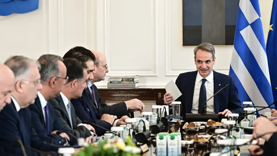 Η ώρα του ανασχηματισμού: Η τελική απόφαση Μητσοτάκη