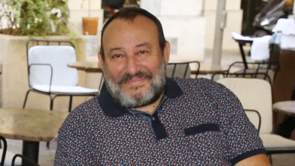 Μίλτος Καρατζάς: "Με βρήκε λιπόθυμο ο γιος μου στο σπίτι"