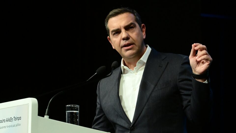 Αλέξης Τσίπρας: "Η Δύση και η Κίνα πρέπει να βαδίσουν μαζί"