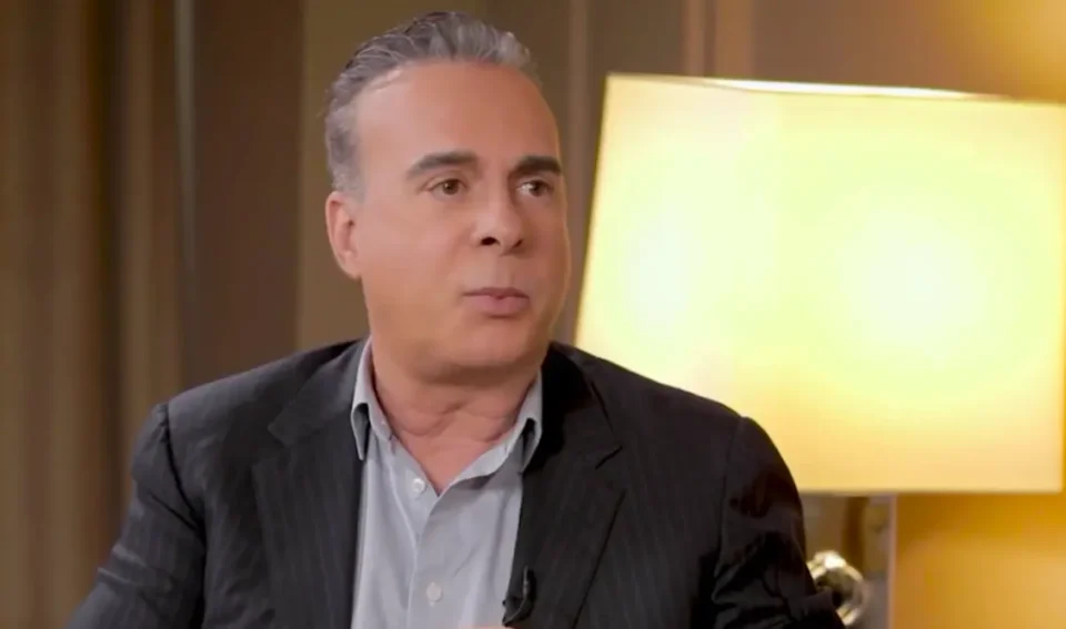 Φώτης Σεργουλόπουλος: "Έκανα τη ζωή μου και οι γονείς μου την παρακολουθούσαν"