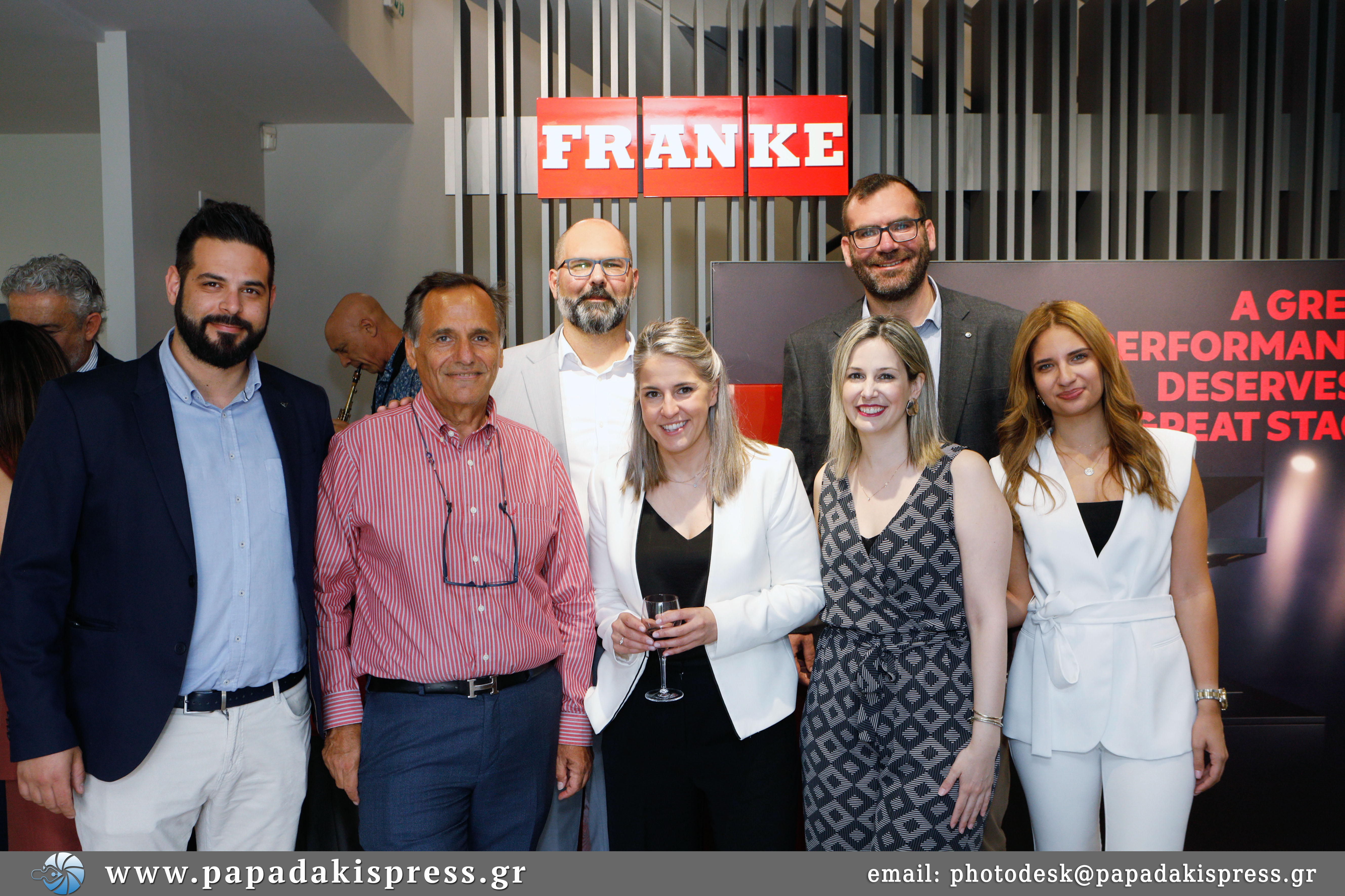 Σουμαλάς Ιώαννης ( Sales Representative, Franke Hellas ) Πρόδρομος Τουφεξής ( Alta Linea ) Άρης Καλαιτζής ( Sales Manager Franke Hellas ) Κωνσταντίνος Λέκκος ( Key Account Manager Franke ) Αριάδνη Σωτηροπούλου ( Managing Director Franke Hellas ) Δήμητρα Μπακολιά ( Marketing Manager, Franke Hellas ) Ελένη Μαργιέτη ( Product Manager Franke Hellas )