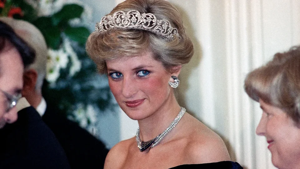 Πριγκίπισσα Diana: 28 χρόνια μετά τον θάνατό της και οι θεωρίες συνωμοσίας... «καλά κρατούν»
