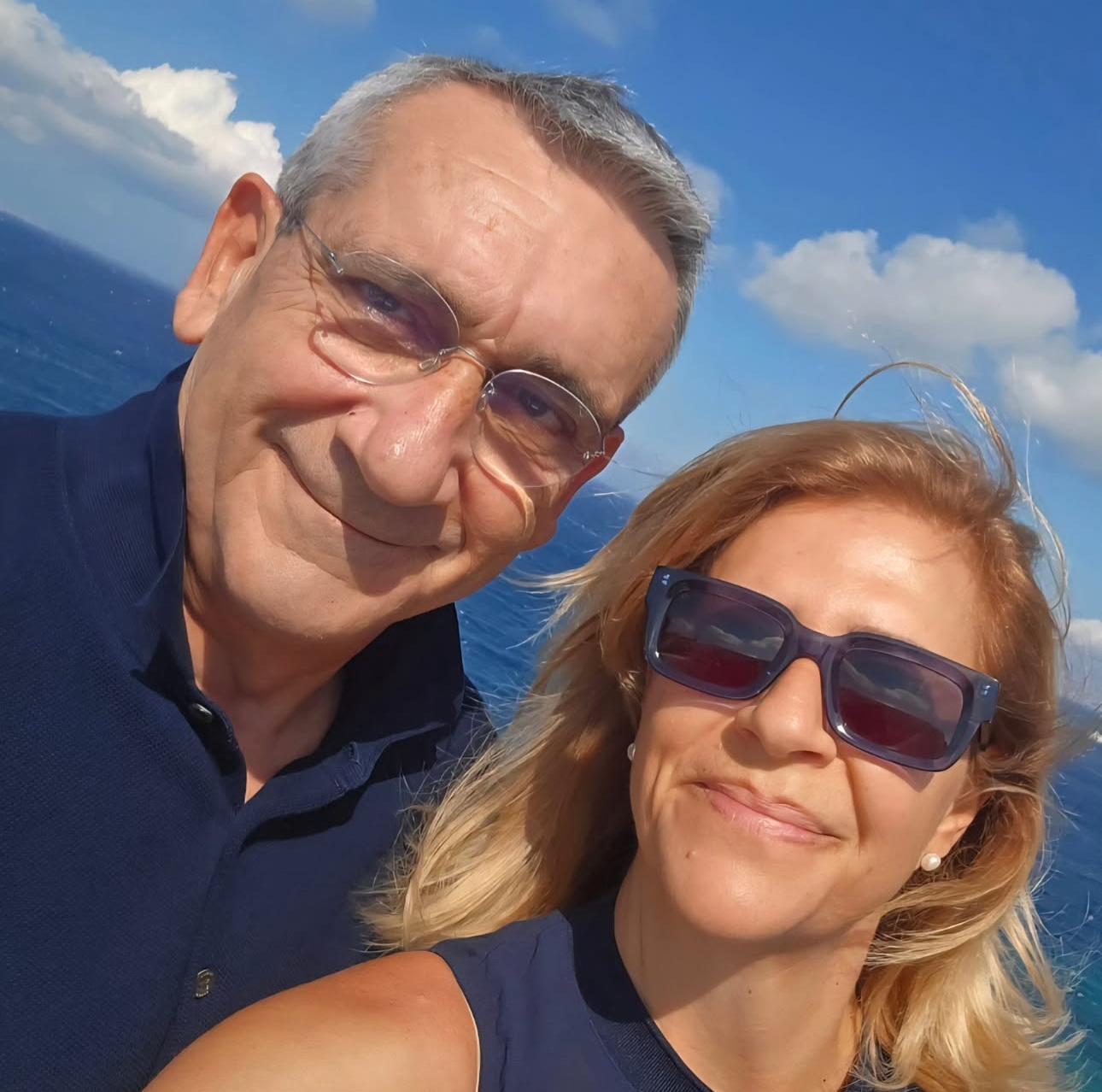 Ο Γιώργος Χατζημάρκος με τη σύζυγό του Tάση Iωαννίδη Xατζημάρκου