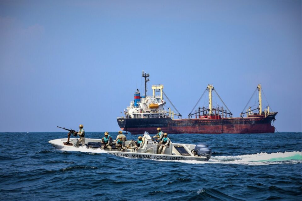 Αμερικανίδα δασκάλα επέζησε μετά από 93 εφιαλτικές ημέρες αιχμαλωσίας από Σομαλούς πειρατές