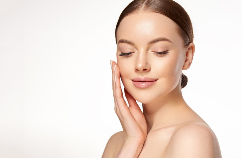 Στην Beautycal έχουν βρει τη λύση για να απαλλαγείτε από δυσχρωμίες και πανάδες μετά το καλοκαίρι