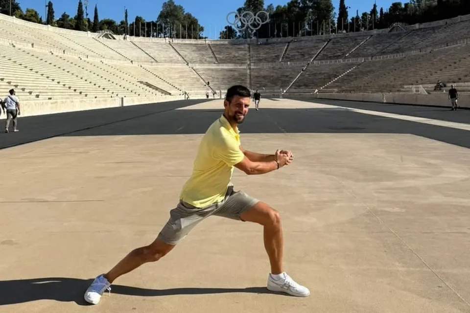 Στο Παναθηναϊκό Στάδιο ο Τζόκοβιτς: «Δοκίμασα το backhand μου στο πιο ιστορικό στάδιο στον κόσμο»