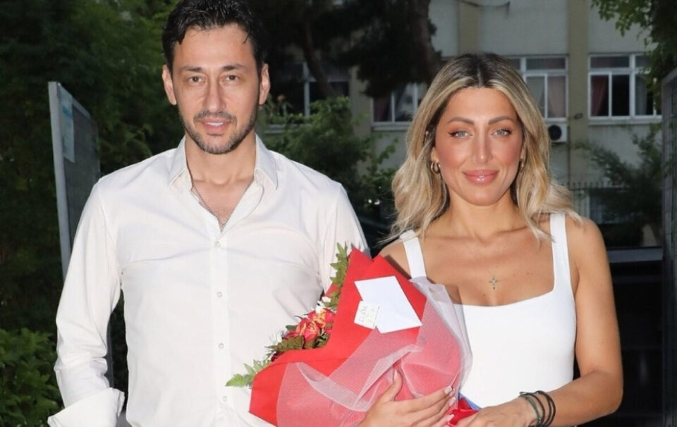 Πάνος Καλίδης – Λεάννα Μάρκογλου: Η Τζώρτζια Συρίχα αποκαλύπτει πως σήμερα παντρεύονται!