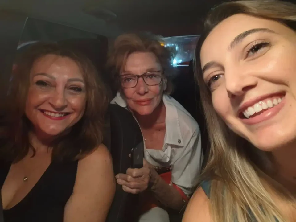 Μάρω Κοντού: Έκανε ωτοστόπ σε δυο άγνωστες γυναίκες!