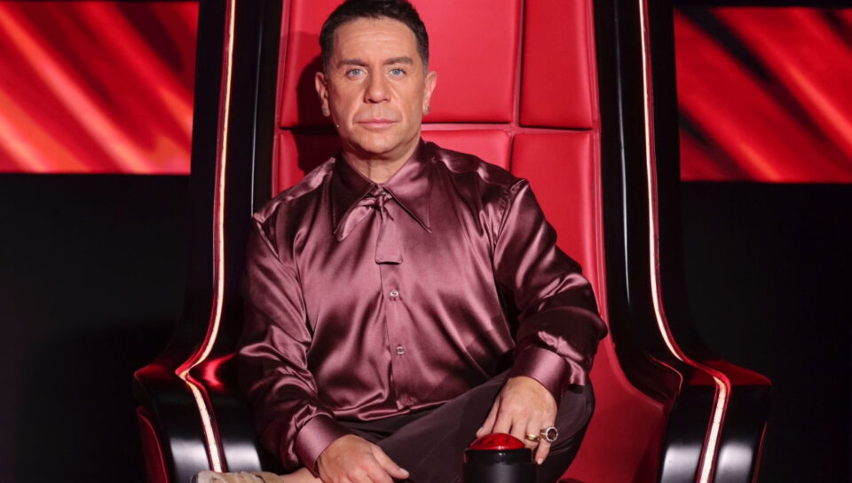 Ξεκίνησαν τα γυρίσματα του The Voice – Η επιστροφή του Γιώργου Μαζωνάκη στο πλατό»