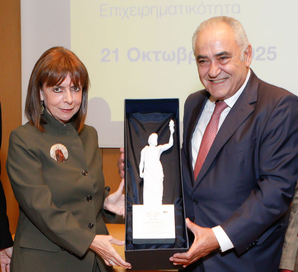 Λαμπερή εκδήλωση του Ε.Ε.Α. για τις “Γυναίκες με Όραμα” στο Μουσείο Ακρόπολης– Τιμητική διάκριση στην Κατερίνα Σακελλαροπούλου