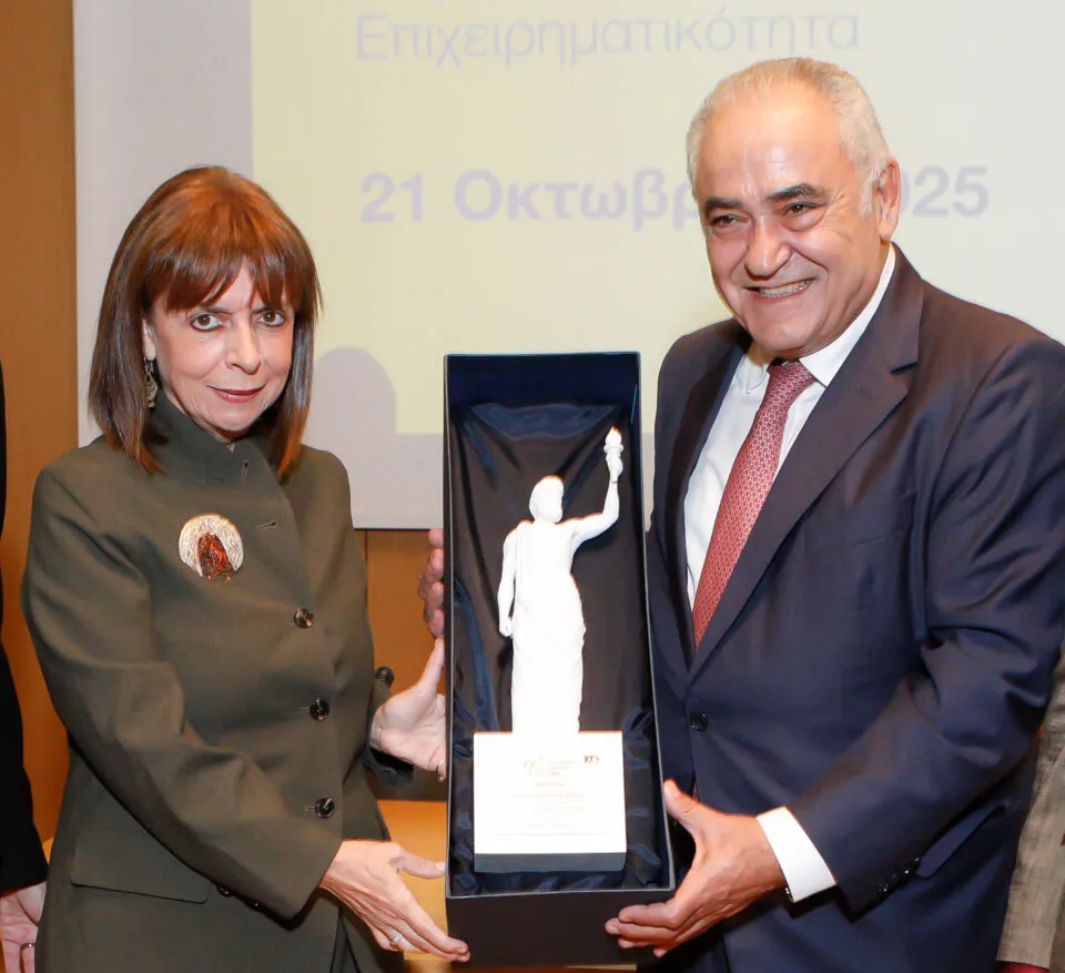 Λαμπερή εκδήλωση του Ε.Ε.Α. για τις “Γυναίκες με Όραμα” στο Μουσείο Ακρόπολης– Τιμητική διάκριση στην Κατερίνα Σακελλαροπούλου