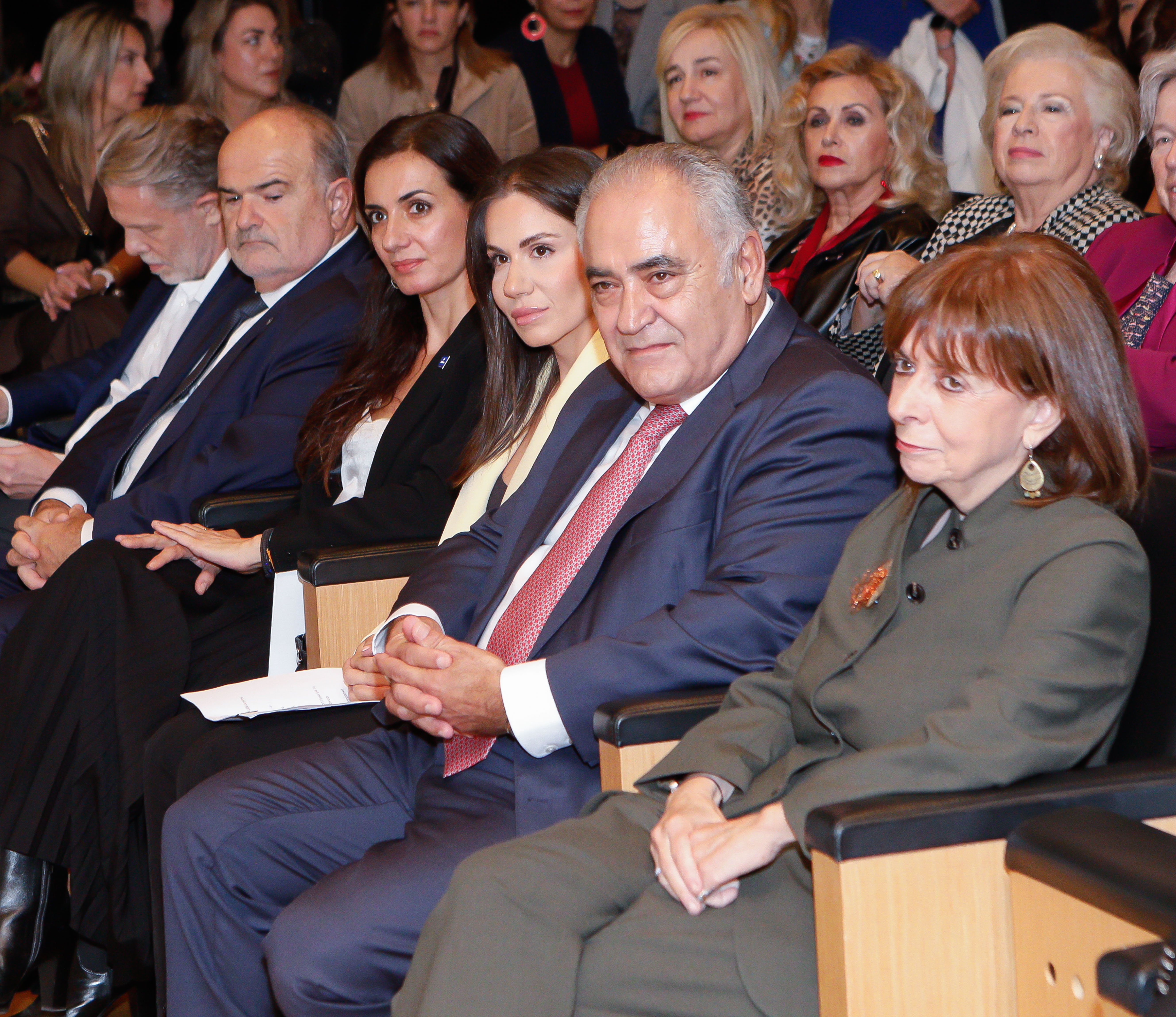 Γιώργος Καββαθάς Χριστίνα Κεφαλογιάννη Ελένη Βατσινά Ιωάννης Χατζηθεοδοσίου Κατερίνα Σακελλαροπούλου
