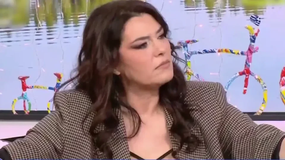 Κατερίνα Ζαρίφη για τον γάμο της: «Δεν θα γίνει με νυφικά αλλά θα κάνουμε το γλέντι»