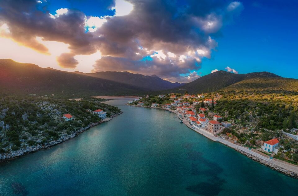 5 ελληνικά χωριά που έγιναν TikTok hotspots