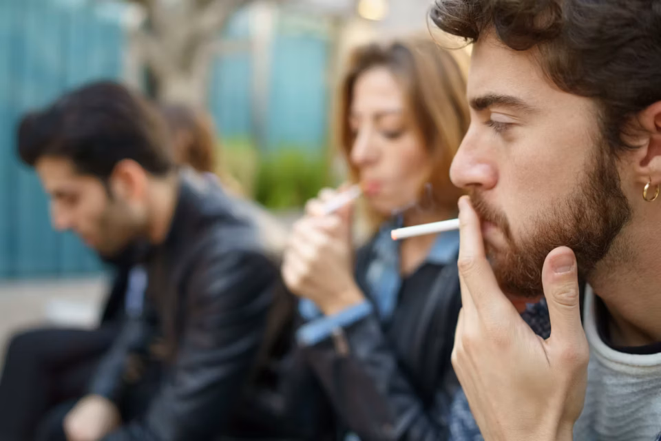 Ακόμα και λίγα τσιγάρα βλάπτουν σοβαρά την καρδιά – Τι δείχνει μεγάλη μελέτη