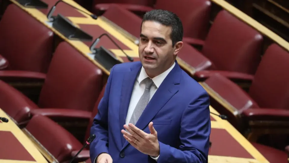 Οδηγούσε χωρίς δίπλωμα ο 16χρονος γιος του Μιχάλη Κατρίνη - Ο Βουλευτής ανέλαβε την ευθύνη