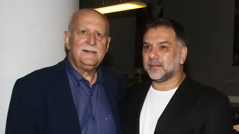 Ραγίζουν καρδιές τα λόγια του Γρηγόρη Αρναούτογλου για τον Γιώργο Παπαδάκη: «Κλείνει μια πρώτη γενιά τηλεόρασης στην Ελλάδα - Στην τηλεόραση δεν είχε το τέλος που του άξιζε»