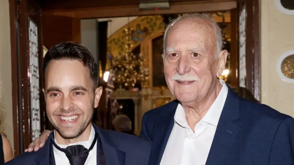 «Θα λέω στη μικρή μου πόσο σπουδαίο νονό είχε»: Συγκινεί ο Λάζος Μαντικός
