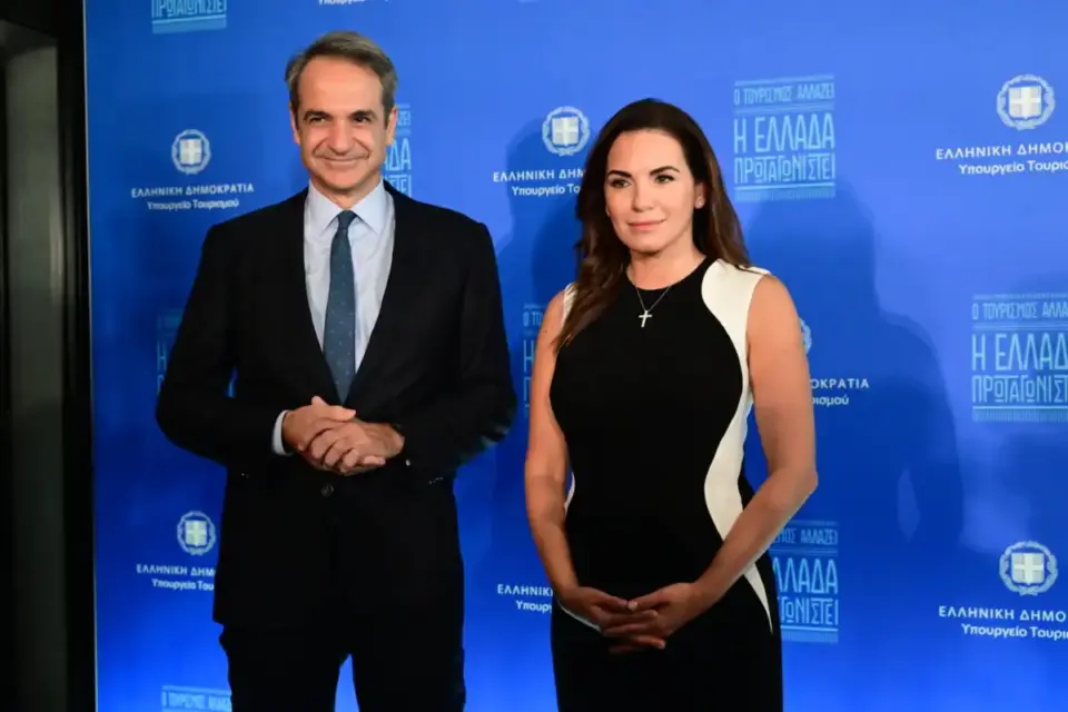 Σύντομη συζήτηση Μητσοτάκη – Κεφαλογιάννη με φόντο την επιμέλεια παιδιών