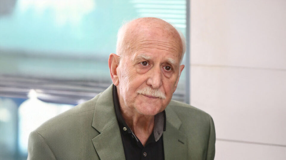 Σοκ! Πέθανε ο Γιώργος Παπαδάκης από καρδιά
