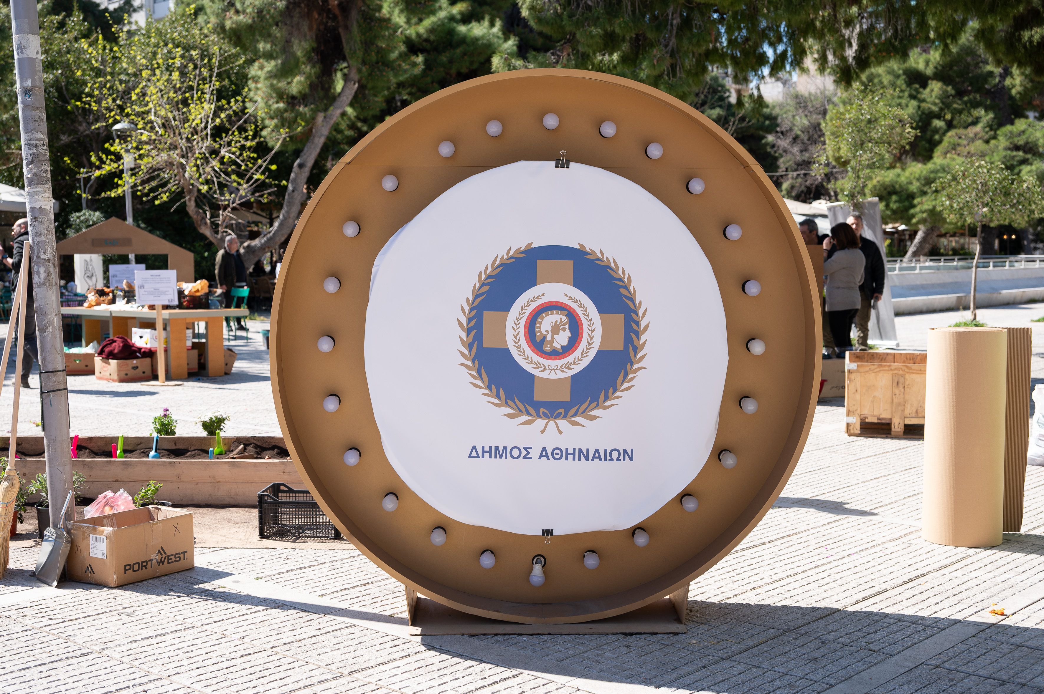 Χάρης Δούκας: «Μαθαίνουμε, Ανακυκλώνουμε, Αλλάζουμε την πόλη» - Ο Δήμος Αθηναίων γιόρτασε τη Διεθνή Ημέρα Μηδενικών Αποβλήτων μαζί με 170 μαθητές δημοτικού