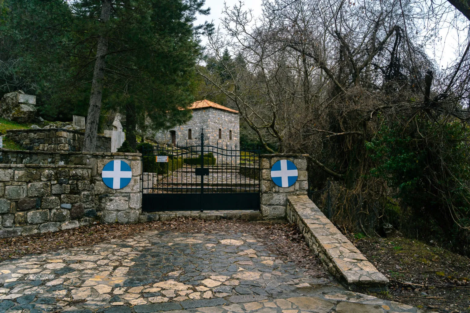 Λιμποβίσι: Το Χωριό που Γέννησε τον Θεόδωρο Κολοκοτρώνη και Μένει Ζωντανό στην Ιστορία