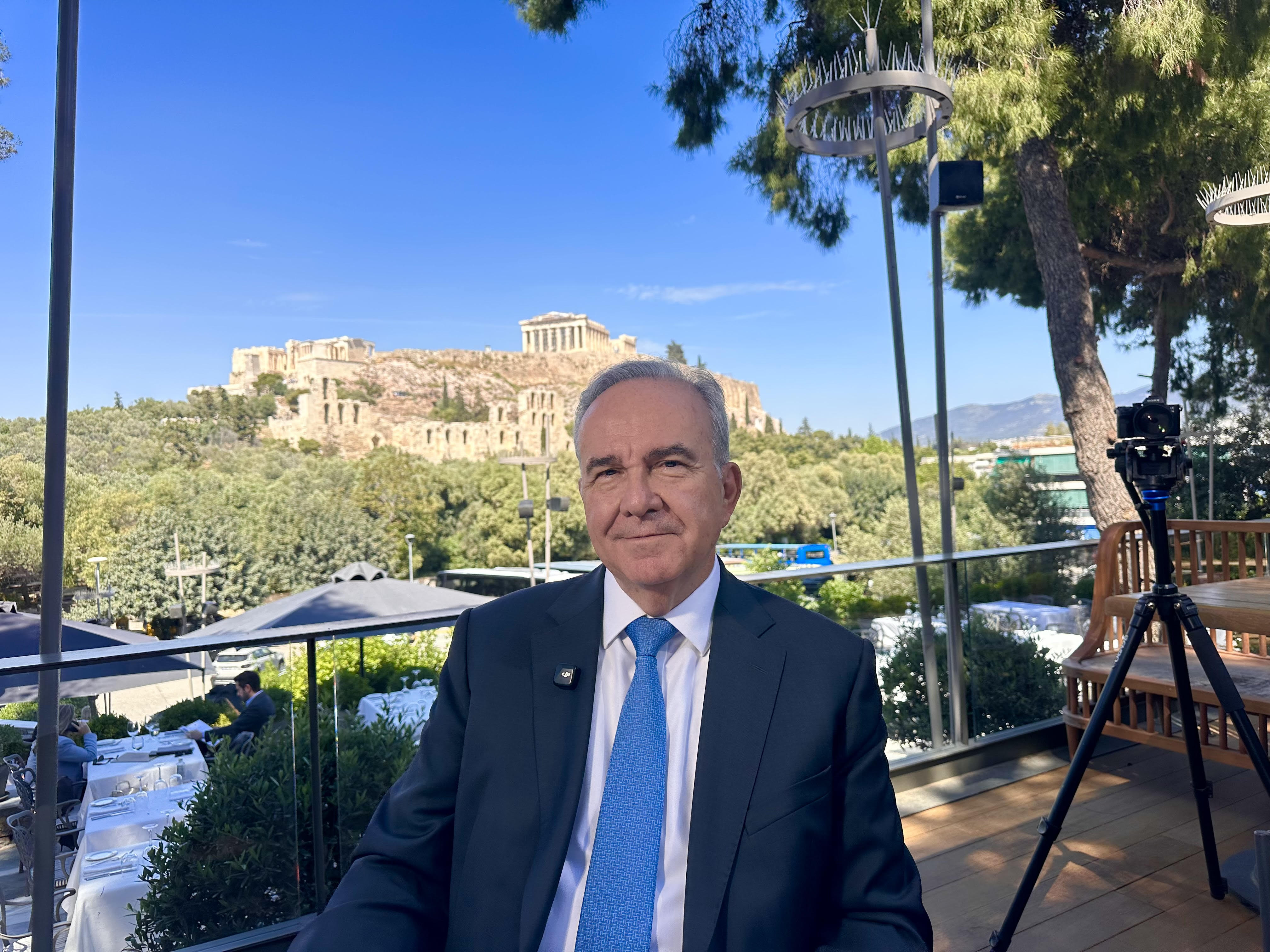 Νίκος Παπαθανάσης: Η εξομολόγηση για την οικογένεια, τον Μητσοτάκη και τη ζωή με τα εγγόνια